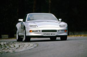 AC Ace V8 1997 года 